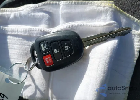 2017 Toyota Corolla Le from USA, damaged, VIN 2T1BURHE5HC794299